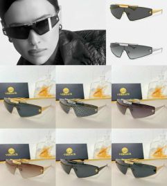 Picture of Versace Sunglasses _SKUfw55237978fw